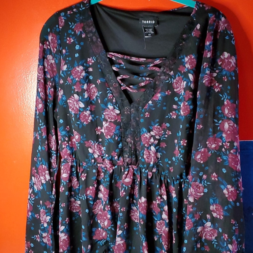 Torrid M/L Torrid Size 00 Blouse